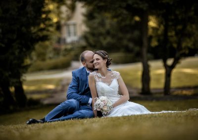 Photographe de mariage à Dijon en Côte-d'Or - Photo de couple de jeunes mariés